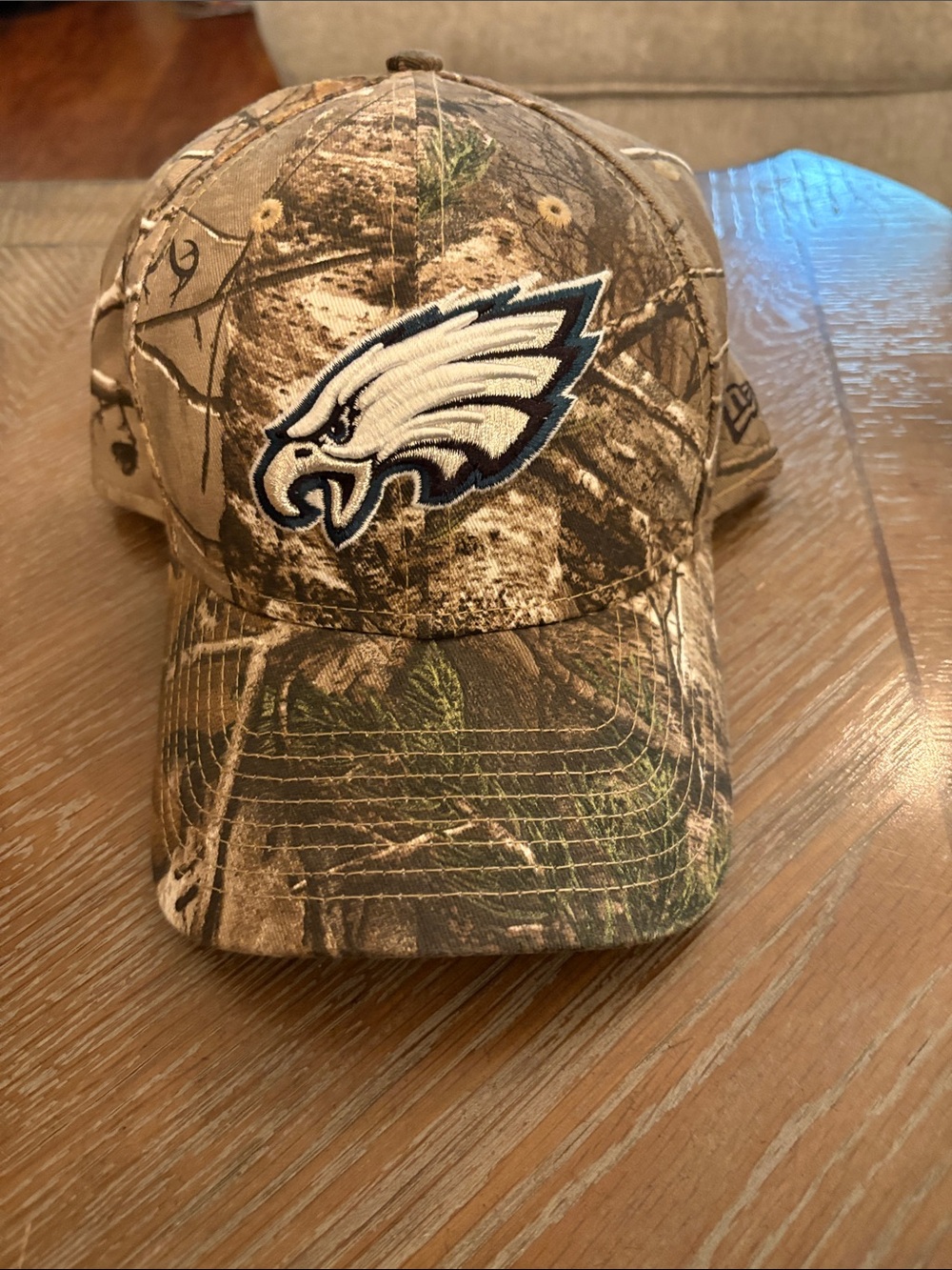New Era Philadelphia Eagles Camo Baseball Cap with White & Green Logo XXL